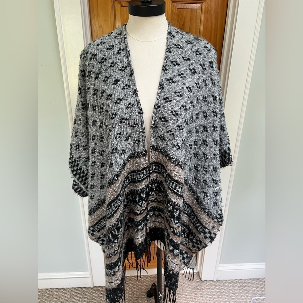 Quagga Sweater Poncho Animal Print Earth Tones With Fringe • One Size